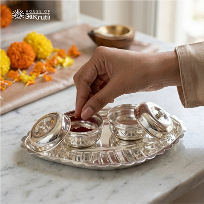 HOA Silver Plated Leaf-Shaped Kankavati Set with Lidded Bowls – 14 X 10 CM